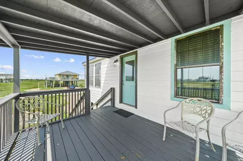 Exterior - 714 Caisson St, Surfside Beach, TX 77541 photo 2 of 6