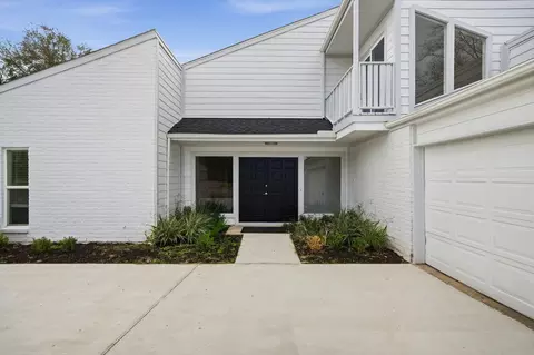 13811 Menasco Ct, Houston, TX 77077