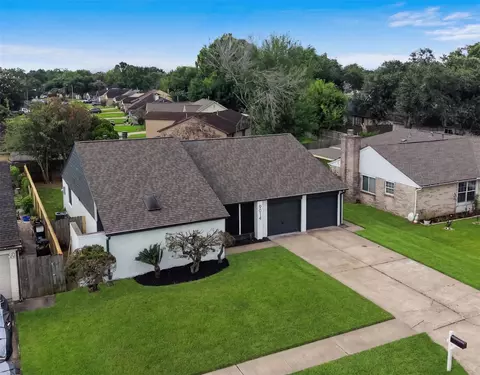 9014 Kirkmont Dr, Houston, TX 77089