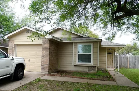 5534 Ambern Dr, Houston, TX 77053