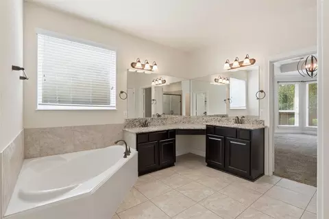 Bath - 3226 Explorer Way, Conroe, TX 77301 photo 2 of 4