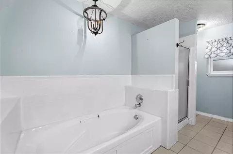 Bath - 8118 Oak Moss Dr, Spring, TX 77379 photo 6 of 6
