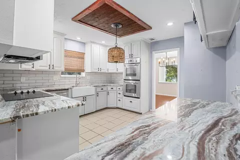 Kitchen - 8118 Oak Moss Dr, Spring, TX 77379 photo 1 of 2