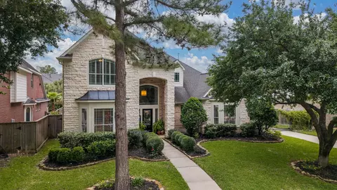 10411 Harnwell Crossing Dr, Spring, TX 77379