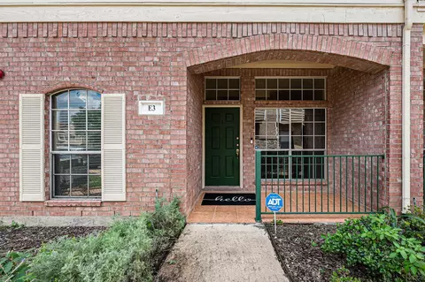2710 Grants Lake Blvd #E3, Sugar Land, TX 77479