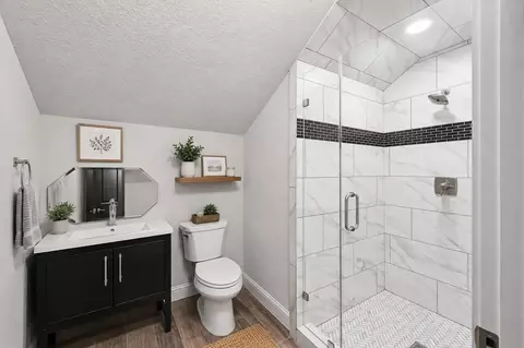 Bath - 4787 W Fork Blvd, Conroe, TX 77304 photo 4 of 4