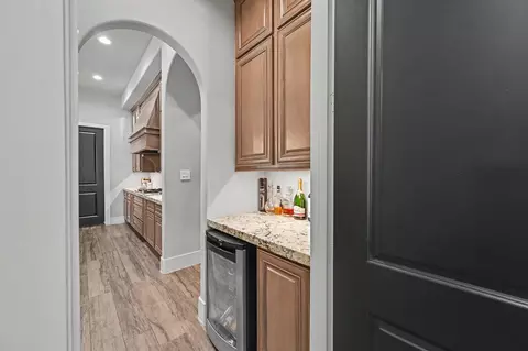 Entry Way - 4787 W Fork Blvd, Conroe, TX 77304 photo 6 of 9