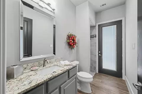 Bath - 4787 W Fork Blvd, Conroe, TX 77304 photo 3 of 4