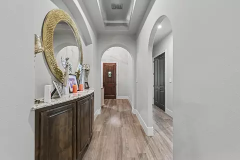 Entry Way - 4787 W Fork Blvd, Conroe, TX 77304 photo 2 of 9