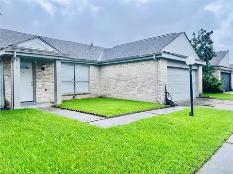 6131 Havendale Dr, Houston, TX 77072