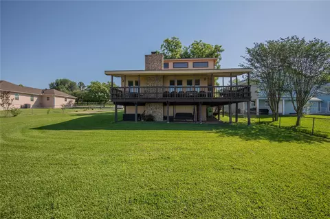 202 Willie Cook St, Livingston, TX 77351