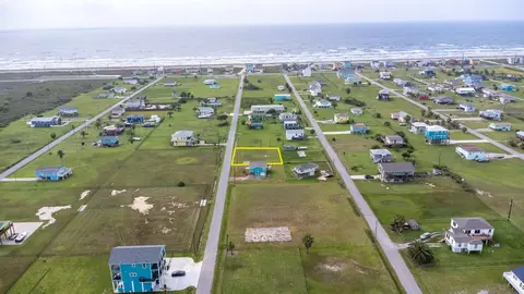4016 2nd St, Galveston, TX 77554