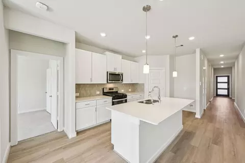 6009 Mockingbird Lodge Ln, Pearland, TX 77584