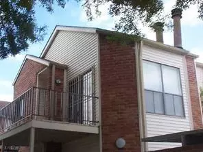 10154 Waterstone Dr, Houston, TX 77042