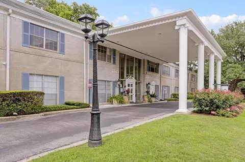 2600 Bellefontaine St #B18, Houston, TX 77025