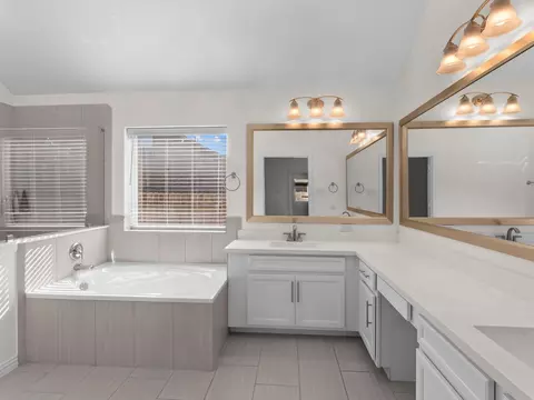 Bath - 4746 Misty Ranch Dr, Spring, TX 77386 photo 5 of 5