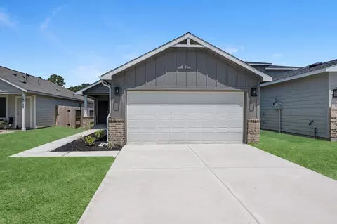 Exterior - 18737 Loom Dr, Conroe, TX 77306 photo 4 of 4