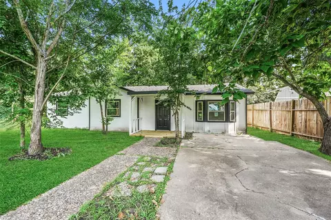 725 Lafayette St, Hempstead, TX 77445