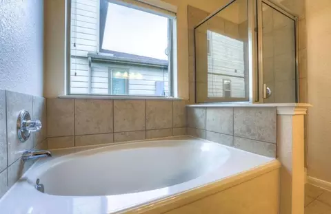 Bath - 29610 Legends Glen Dr, Spring, TX 77386 photo 7 of 8
