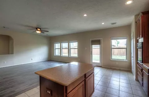 Living - 29610 Legends Glen Dr, Spring, TX 77386 photo 7 of 9