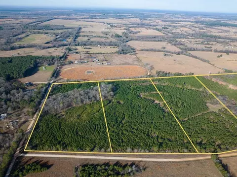 6 County Road 4245, De Kalb, TX 75559
