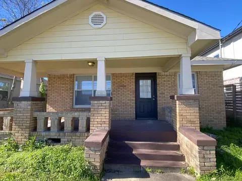 1310 Gustav St, Houston, TX 77023