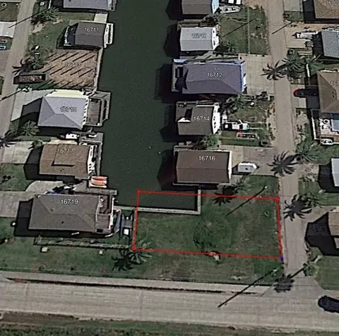 16718 Montego Way, Jamaica Beach, TX 77554