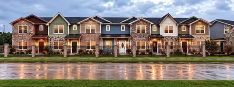 500 Legacy #404, Alvin, TX 77511