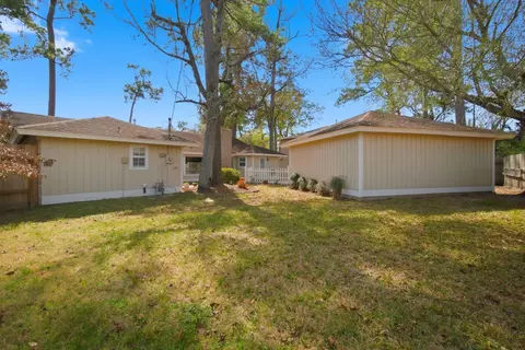 Exterior - 218 Tree Trunk Dr, Spring, TX 77388 photo 4 of 10