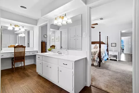 Bath - 218 Tree Trunk Dr, Spring, TX 77388 photo 4 of 6