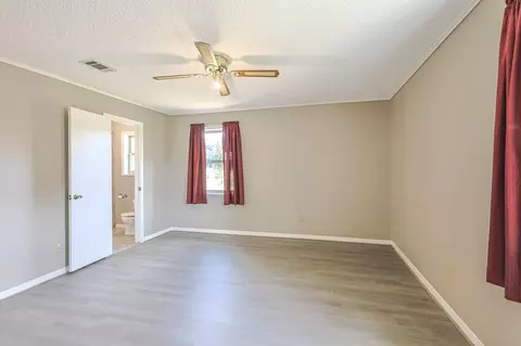 Bedroom - 2934 Goodson Loop, Pinehurst, TX 77362 photo 2 of 4