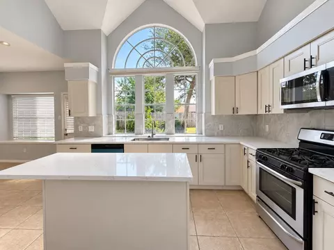 6927 Springcrest Ct, Sugar Land, TX 77479
