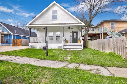 109 N Super St, Houston, TX 77011