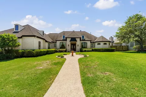 1106 Royal Adelade Dr, College Station, TX 77845