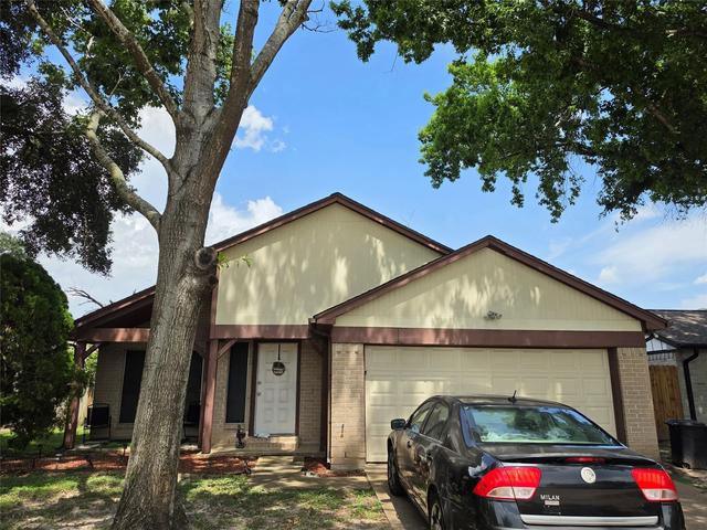 6503 Paso Del Sol Dr, Houston, TX 77083