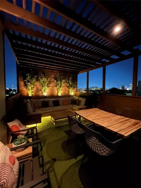 3218 Crawford St, Houston, TX 77004
