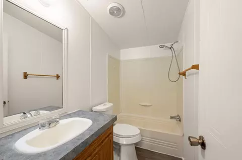 Bath - 16495 Taurus Ct, Conroe, TX 77306 photo 3 of 3
