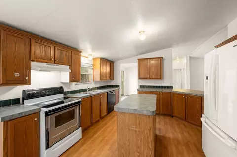 Kitchen - 16495 Taurus Ct, Conroe, TX 77306 photo 4 of 4