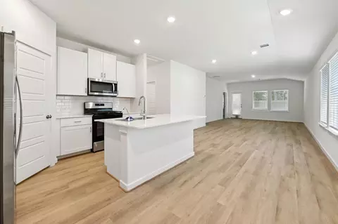 29147 Samuel Gardens Ct, Waller, TX 77484