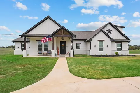 11027 Oak Lake Rd, Bryan, TX 77808