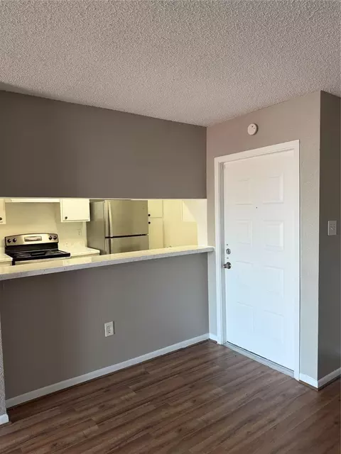 2816 S Bartell Dr, Houston, TX 77054