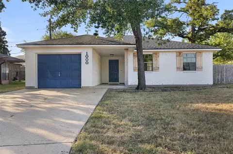 1000 Laredo Ct, College Station, TX 77845