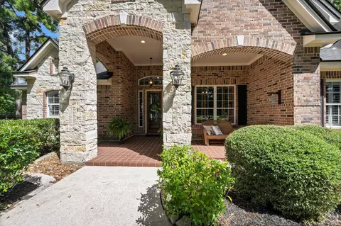 Exterior - 4106 Angling Ln, Spring, TX 77386 photo 4 of 10