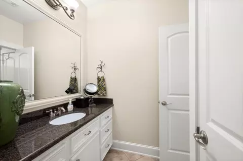 Bath - 4106 Angling Ln, Spring, TX 77386 photo 6 of 9