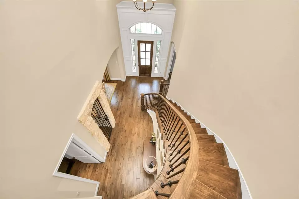 Entry Way - 1525 Noble Way Ct, League City, TX 77573 photo 3 of 6