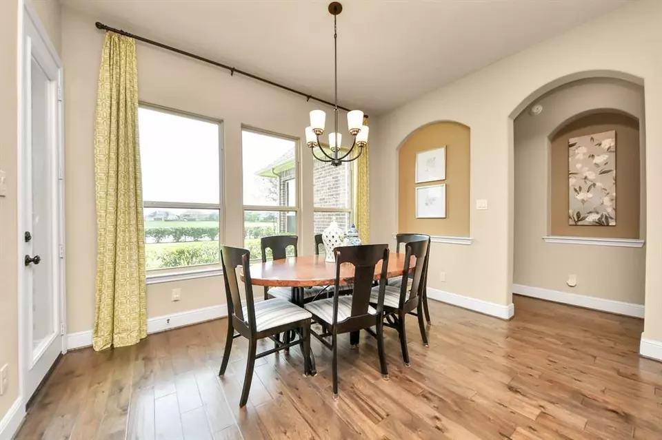 Dining - 1525 Noble Way Ct, League City, TX 77573 photo 3 of 3