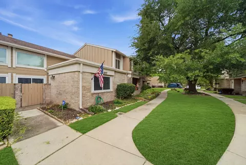 11517 Village Place Dr #152, Houston, TX 77077
