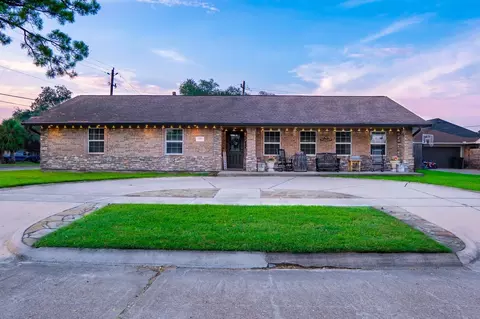 1316 Carpenter Ave, Pasadena, TX 77502