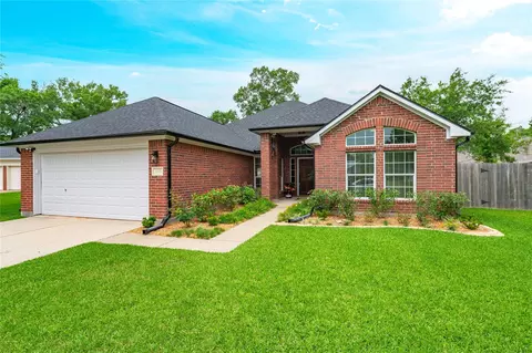 615 N Starboard St, Crosby, TX 77532