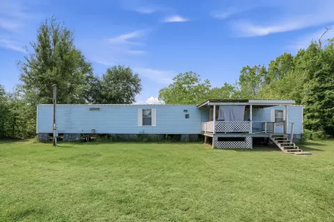 283 Walnut Cove Rd, Onalaska, TX 77360